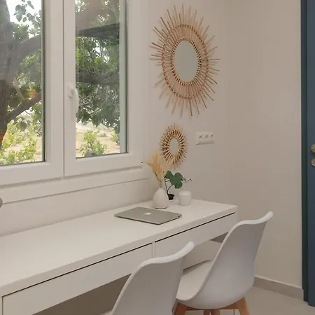 아파트 Depi's Sea Horizon 미크리 비글라